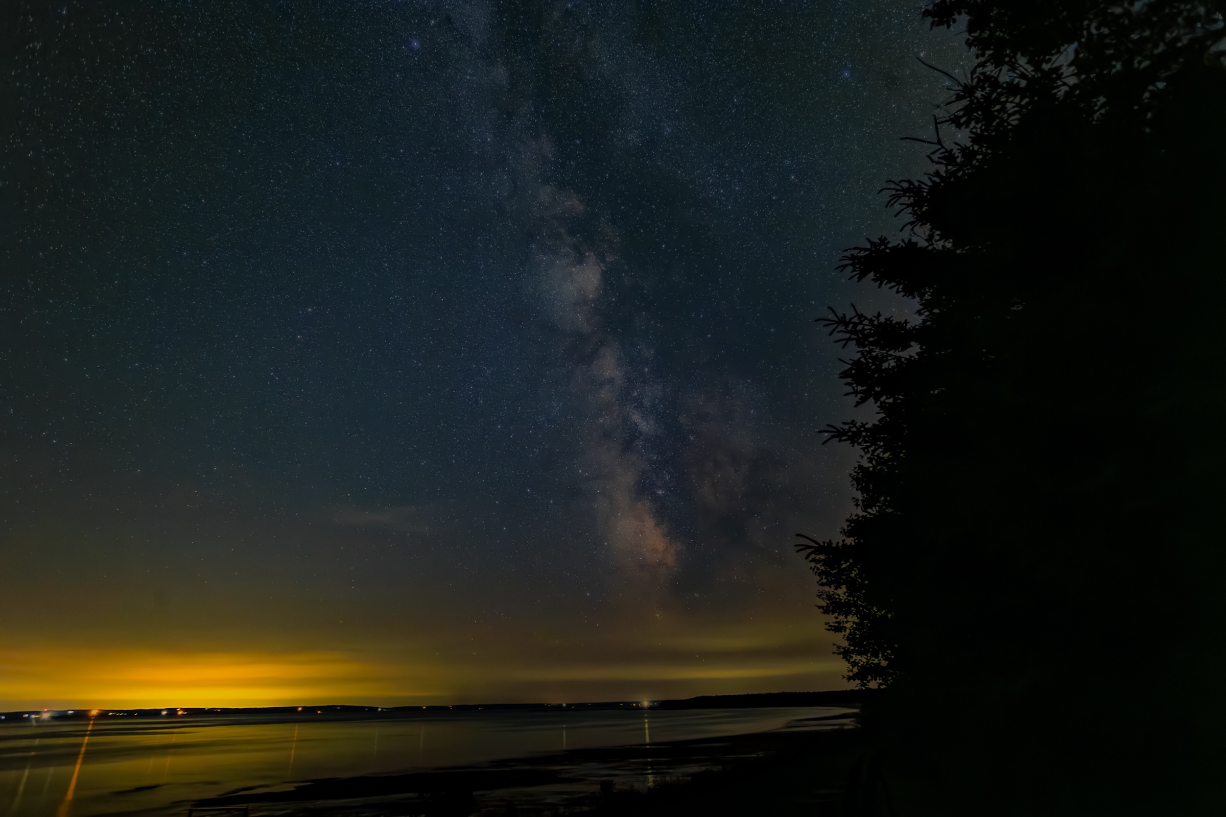 Nightscape photo of the central Milky Way